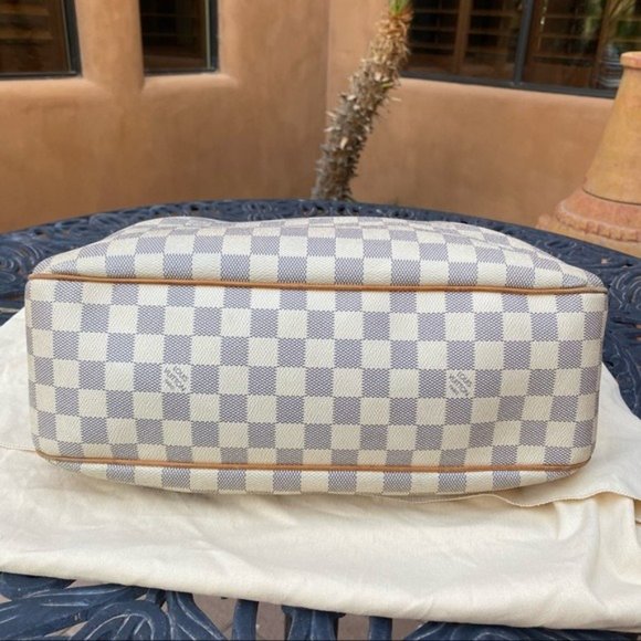 SOLD Louis Vuitton Damier Azur Siracusa MM Crossbody - Picture 11 of 15